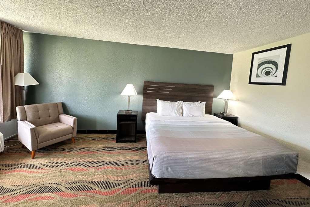 Quality Inn & Suites Santee Habitación foto